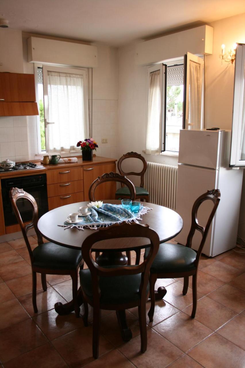 Residenza Manuela Daire Riccione Dış mekan fotoğraf