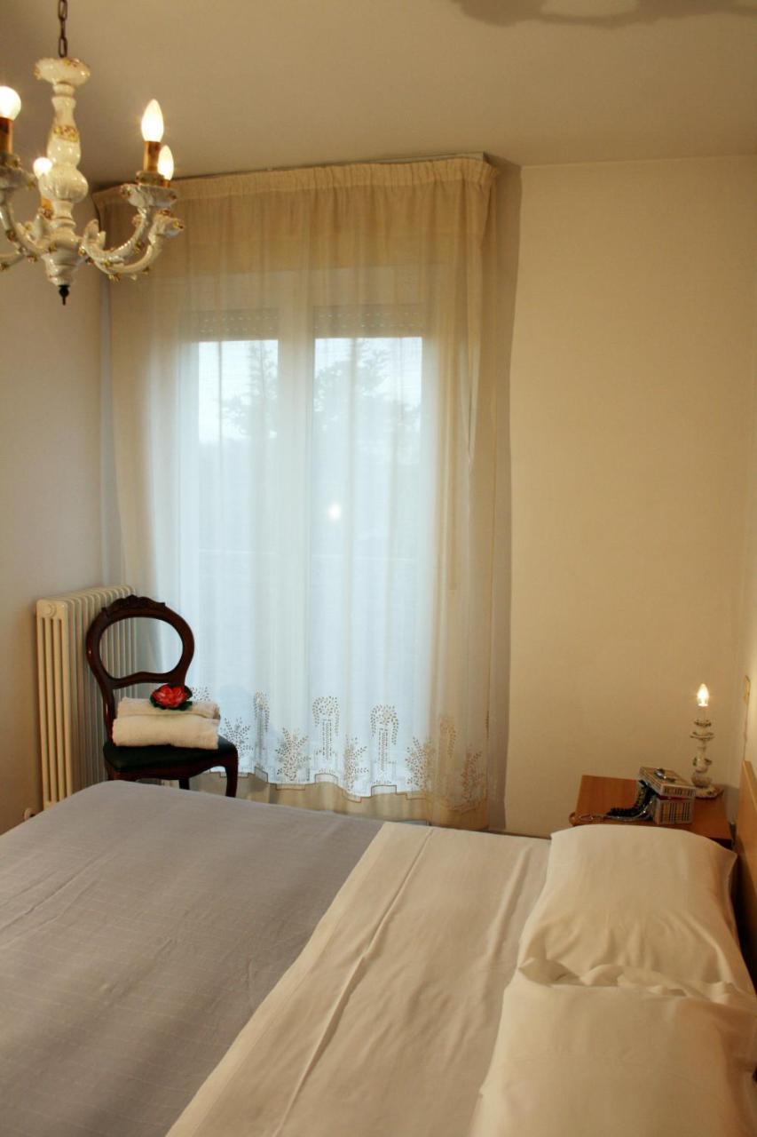 Residenza Manuela Daire Riccione Dış mekan fotoğraf