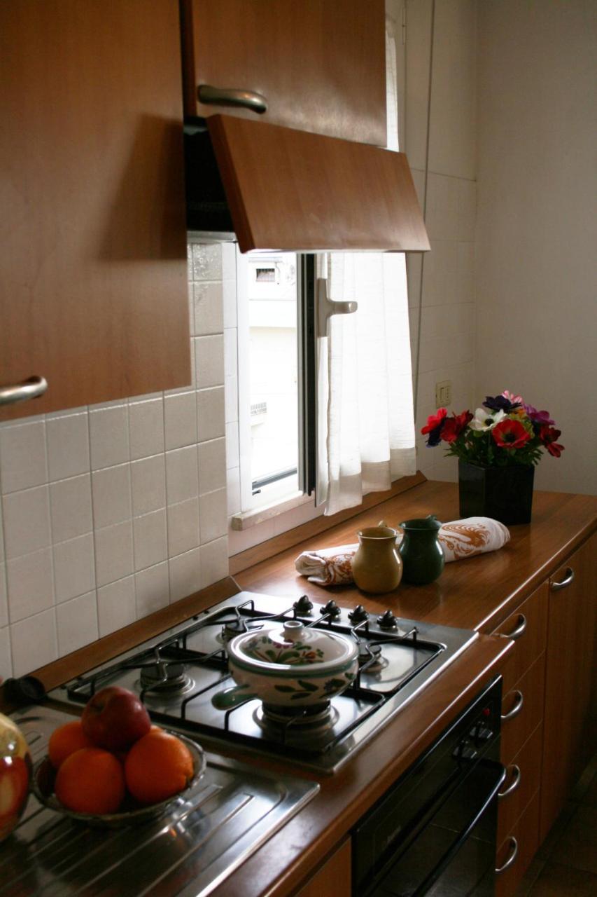 Residenza Manuela Daire Riccione Dış mekan fotoğraf