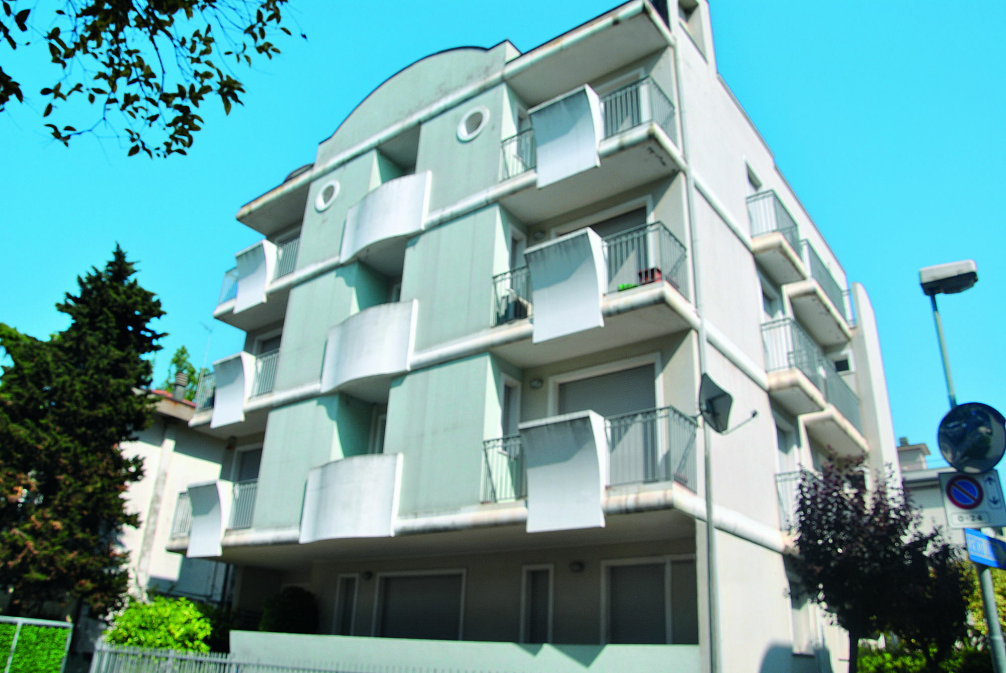 Residenza Manuela Daire Riccione Dış mekan fotoğraf